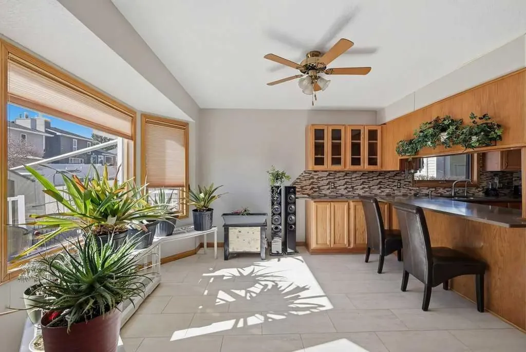 119 Macewan Meadow Way NW Calgary AB T3K 3H9