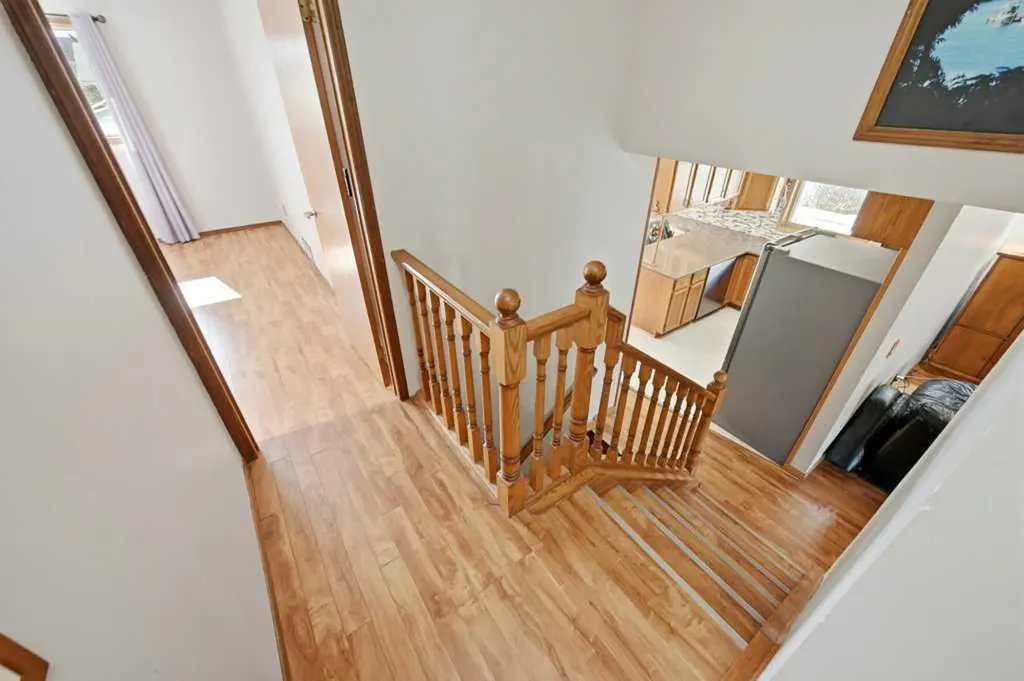 119 Macewan Meadow Way NW Calgary AB T3K 3H9