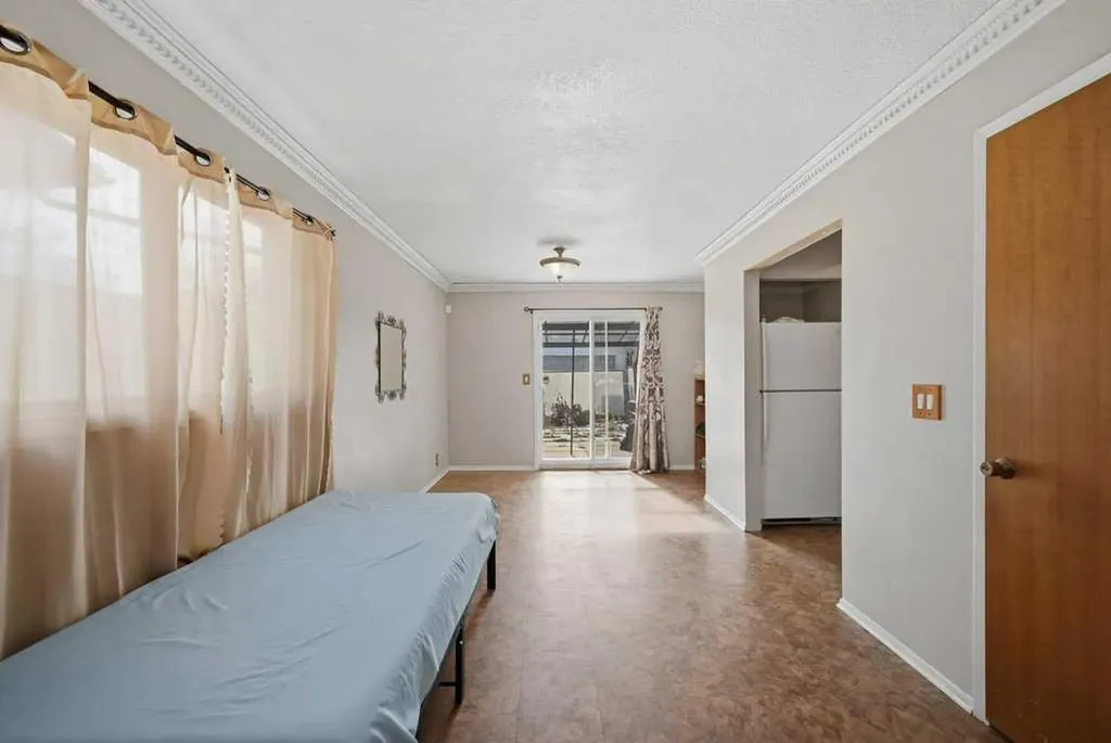 119 Macewan Meadow Way NW Calgary AB T3K 3H9