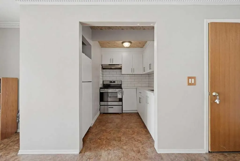 119 Macewan Meadow Way NW Calgary AB T3K 3H9