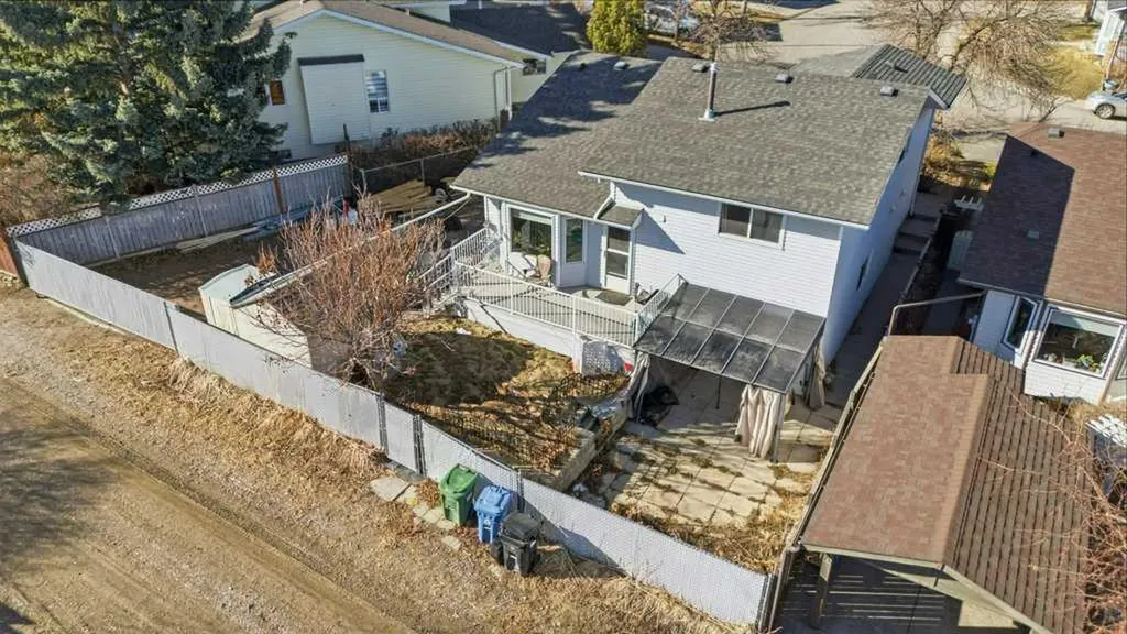 119 Macewan Meadow Way NW Calgary AB T3K 3H9
