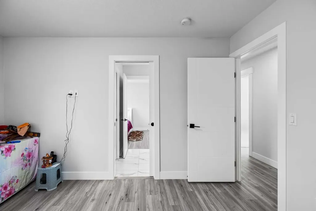 45 Waterford Terrace Chestermere AB T1X 2P6