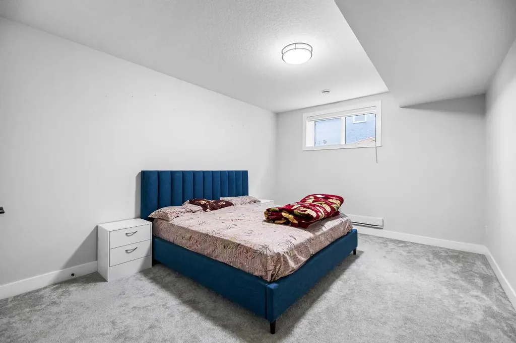 45 Waterford Terrace Chestermere AB T1X 2P6