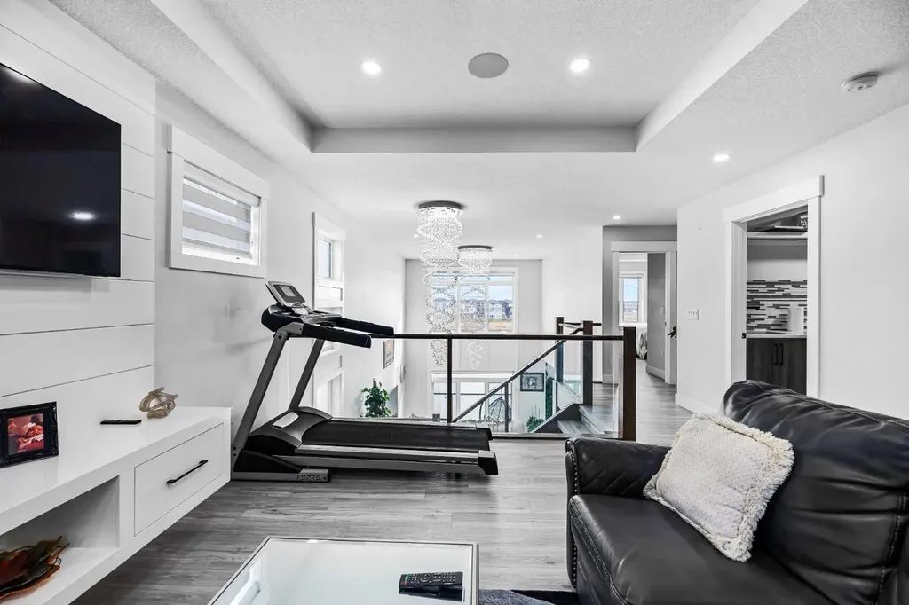 45 Waterford Terrace Chestermere AB T1X 2P6