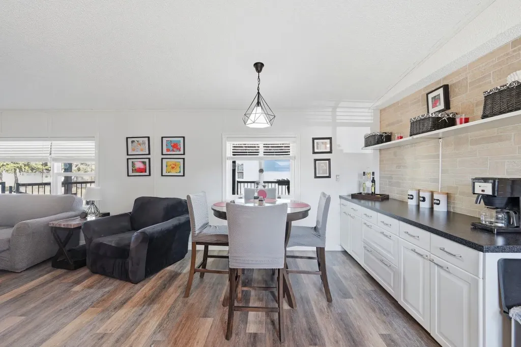 342 Burroughs Circle NE Calgary AB T1Y 6K3