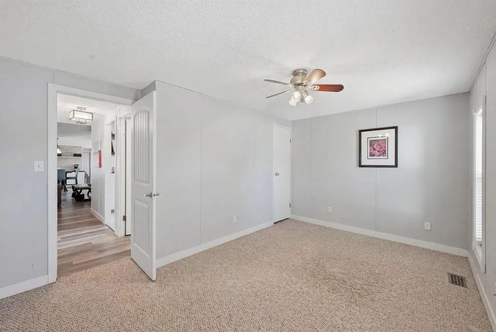 342 Burroughs Circle NE Calgary AB T1Y 6K3