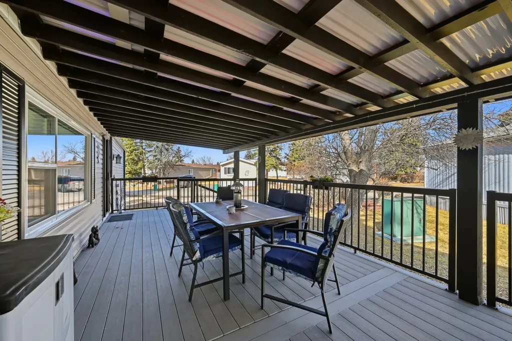 342 Burroughs Circle NE Calgary AB T1Y 6K3