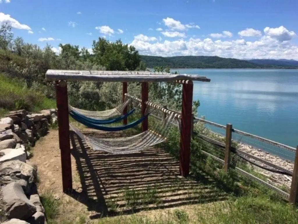 306 Cottageclub Link Rural Rocky View County AB T4C 1B1