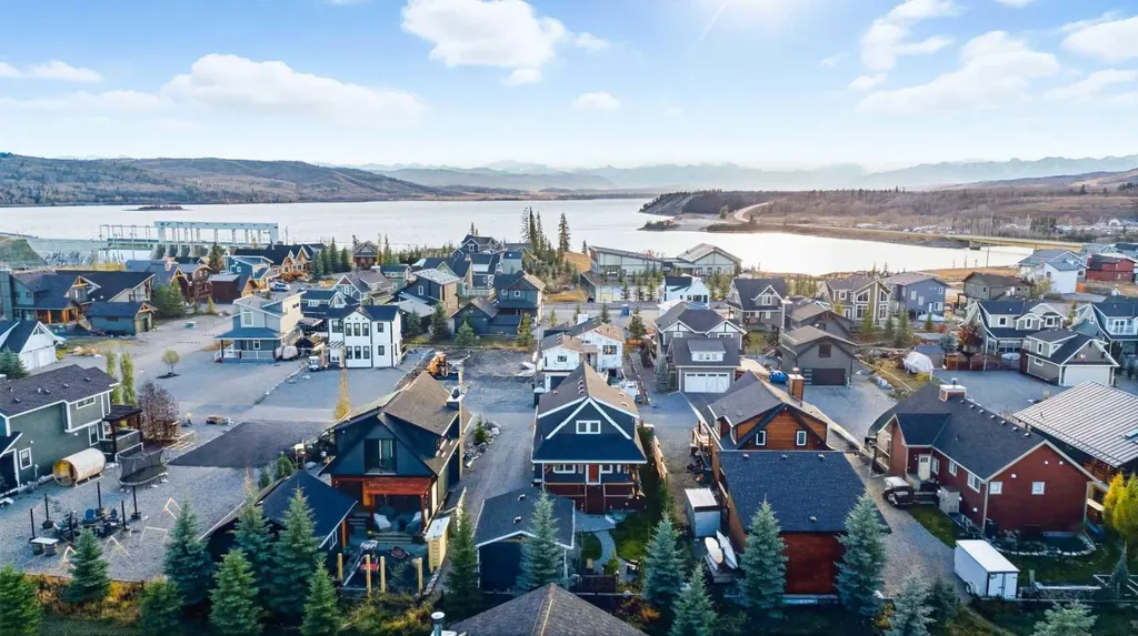306 Cottageclub Link Rural Rocky View County AB T4C 1B1