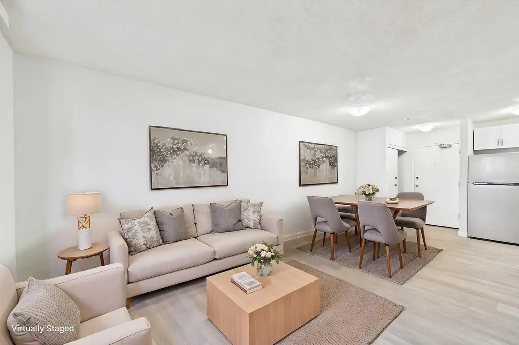 1712 38 Street SE Calgary AB T2A 1H1