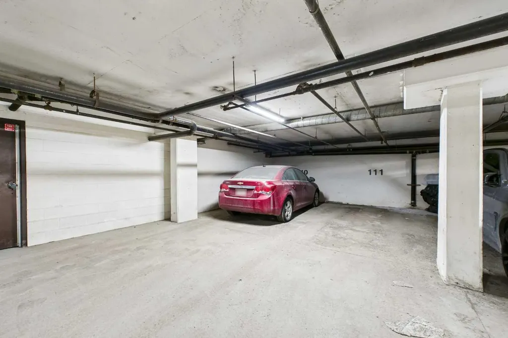 1712 38 Street SE Calgary AB T2A 1H1