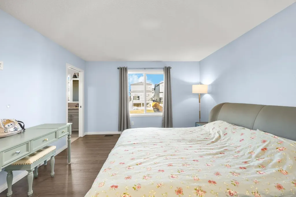 17 Calhoun Crescent NE Calgary AB T3P 1X8