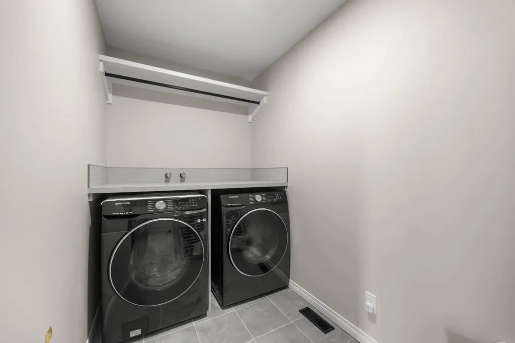 17 Calhoun Crescent NE Calgary AB T3P 1X8