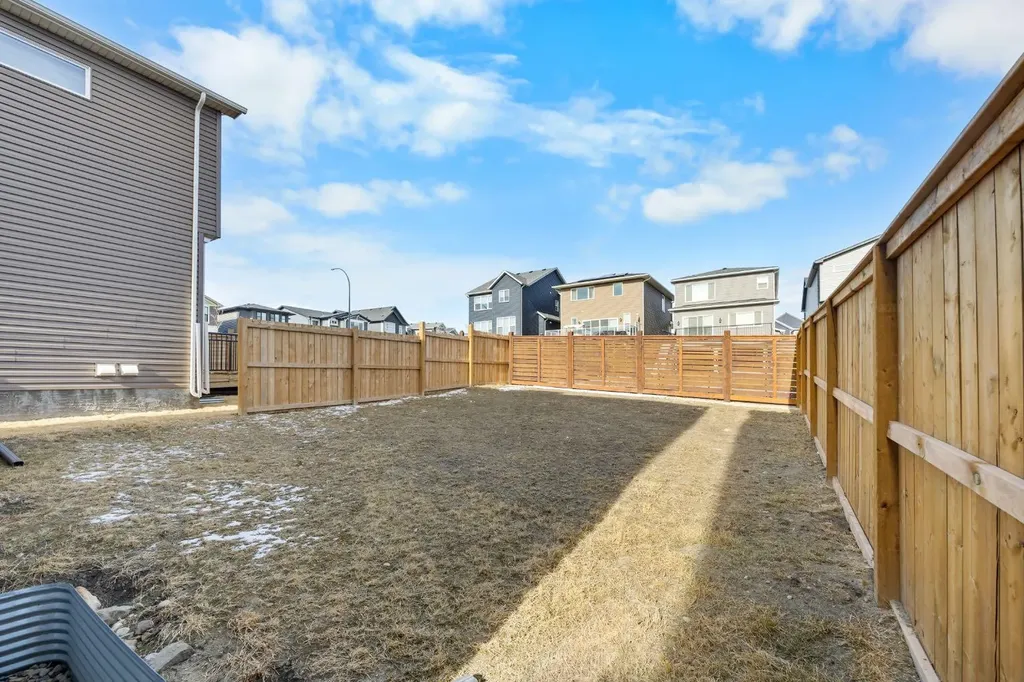 17 Calhoun Crescent NE Calgary AB T3P 1X8