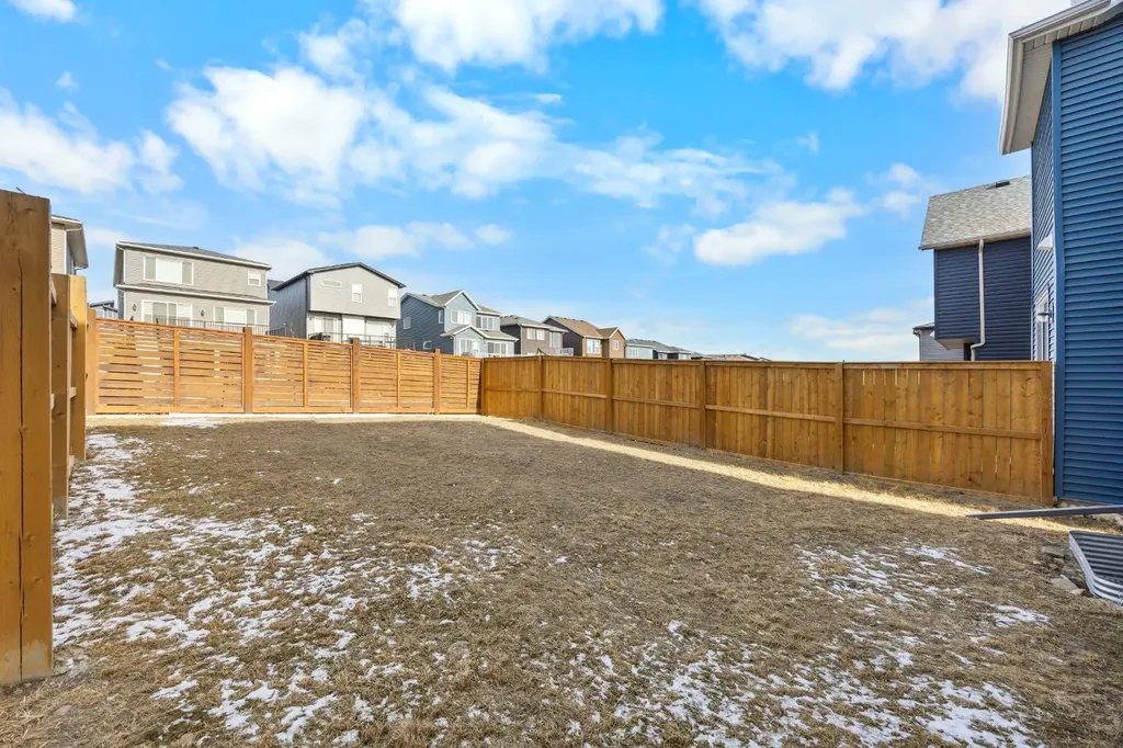 17 Calhoun Crescent NE Calgary AB T3P 1X8