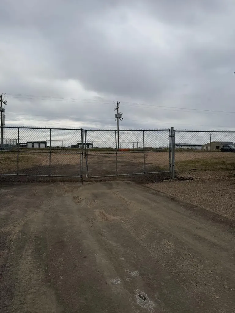 6643 63 Street Close Lloydminster AB T9V 3Y6