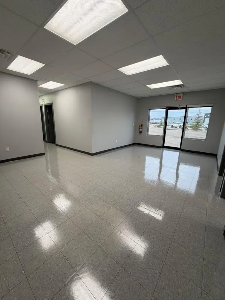 6643 63 Street Close Lloydminster AB T9V 3Y6