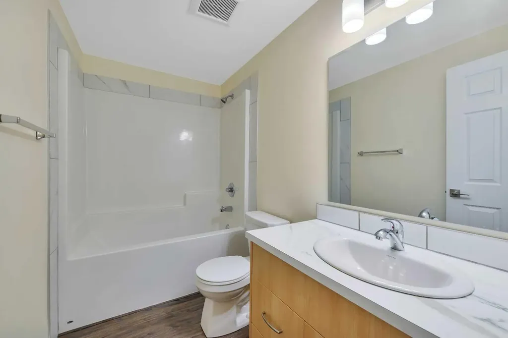 27 Gregson Crescent Red Deer AB T4P 2K3