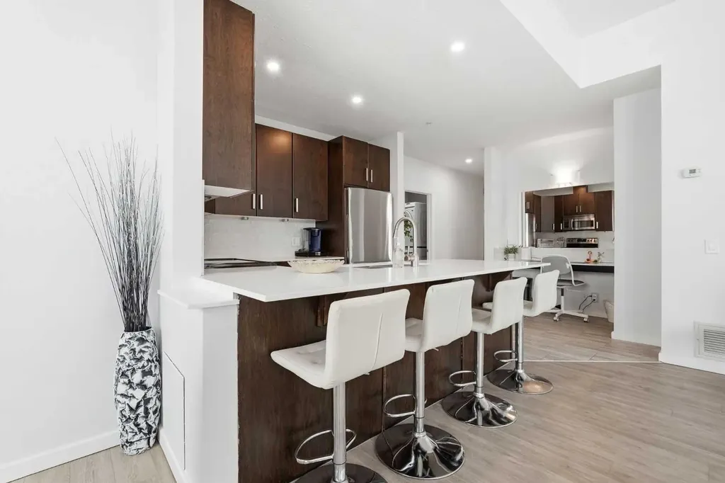 1410 1 Street SE Calgary AB T2G 5T7
