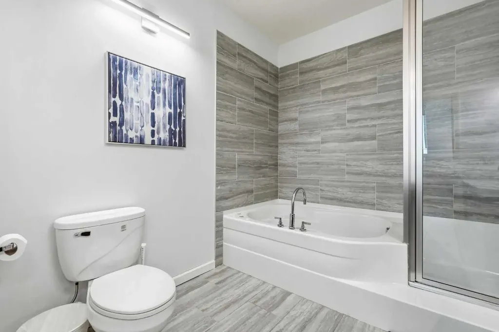 1410 1 Street SE Calgary AB T2G 5T7