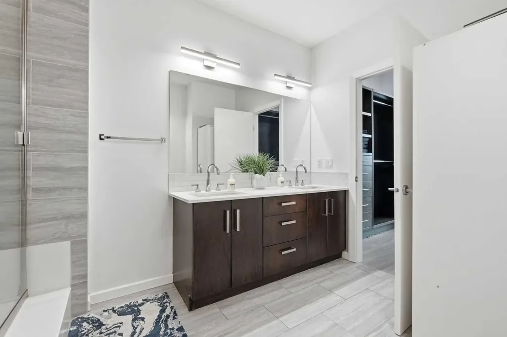 1410 1 Street SE Calgary AB T2G 5T7