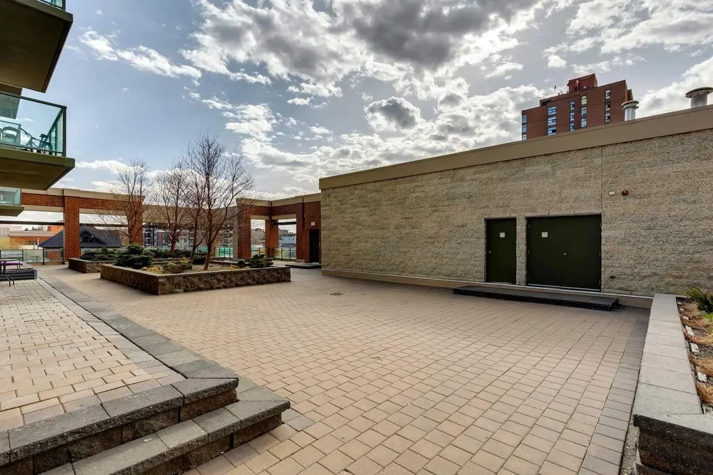 1410 1 Street SE Calgary AB T2G 5T7