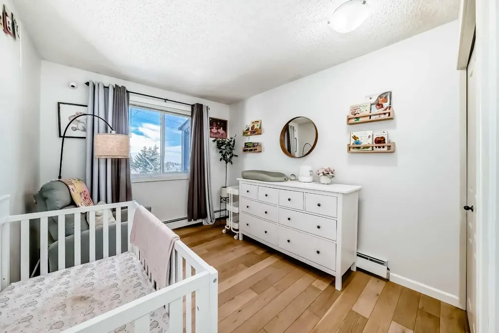 6400 Coach Hill Road SW Calgary AB T3H 1B8