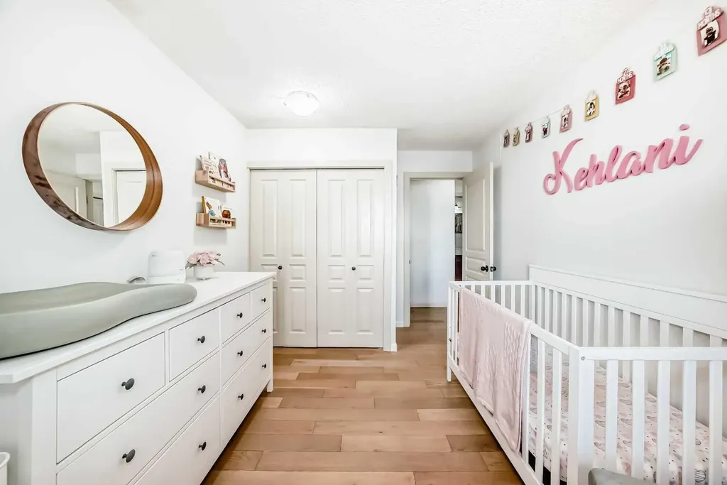 6400 Coach Hill Road SW Calgary AB T3H 1B8
