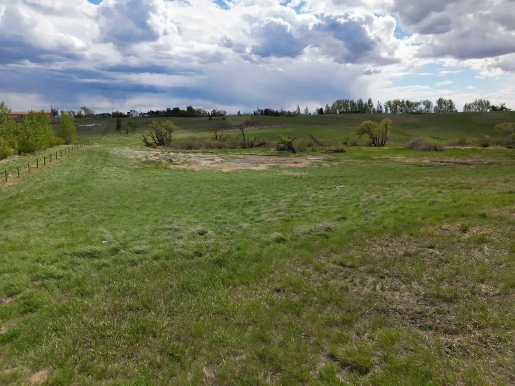 Holsom Road Rural Cypress County AB T1A 7G8