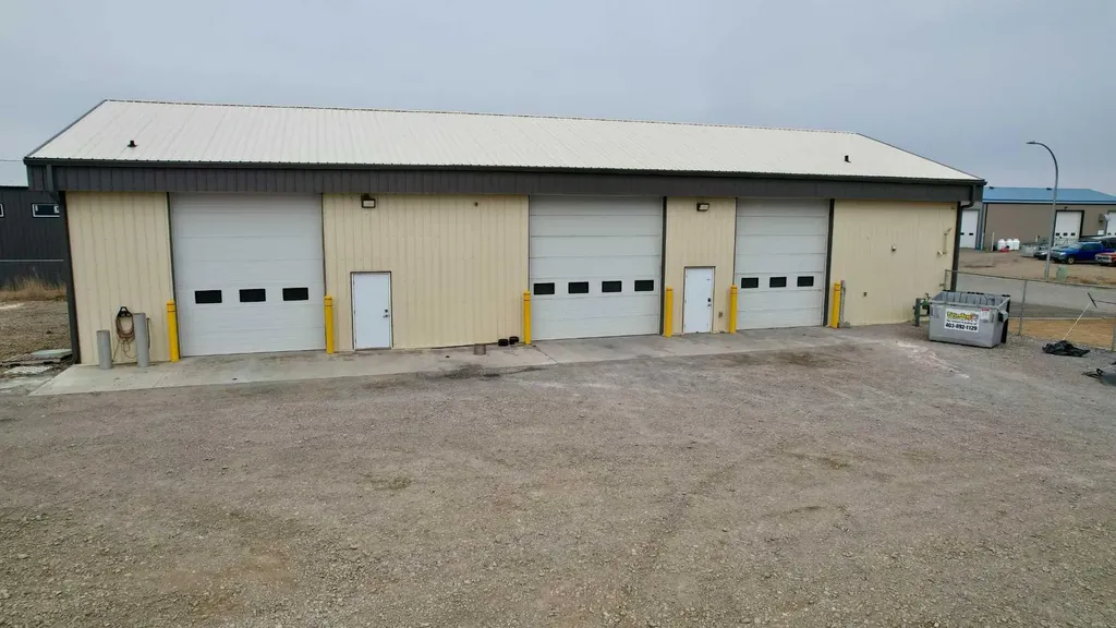 913 13 Avenue Coaldale AB T1M1H2