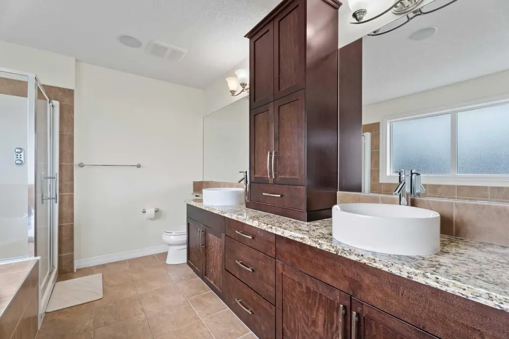 386 Mahogany Terrace SE Calgary AB T3M 0X4