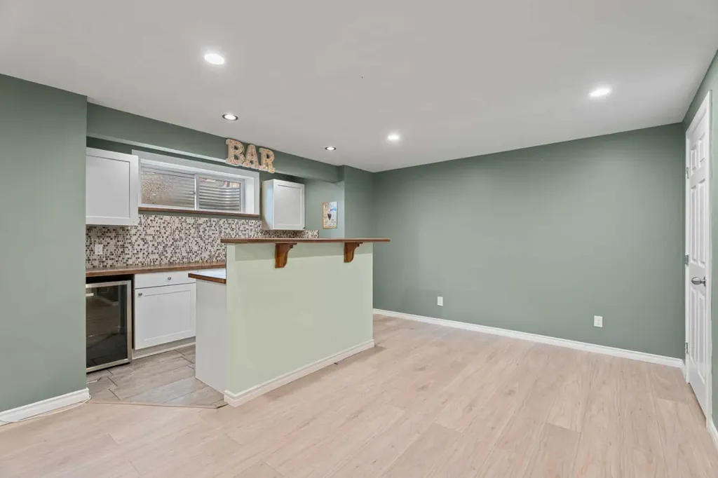 386 Mahogany Terrace SE Calgary AB T3M 0X4