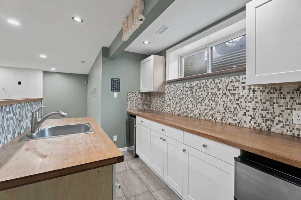 386 Mahogany Terrace SE Calgary AB T3M 0X4