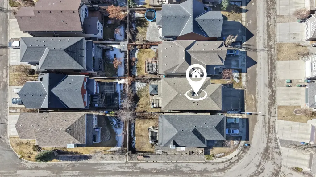 386 Mahogany Terrace SE Calgary AB T3M 0X4