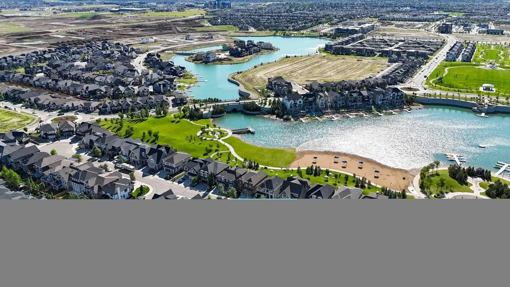 386 Mahogany Terrace SE Calgary AB T3M 0X4