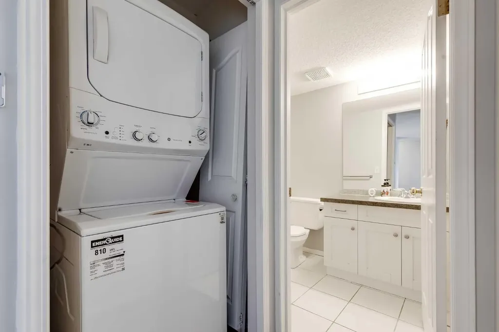 6224 17 Avenue SE Calgary AB T2A 7X8