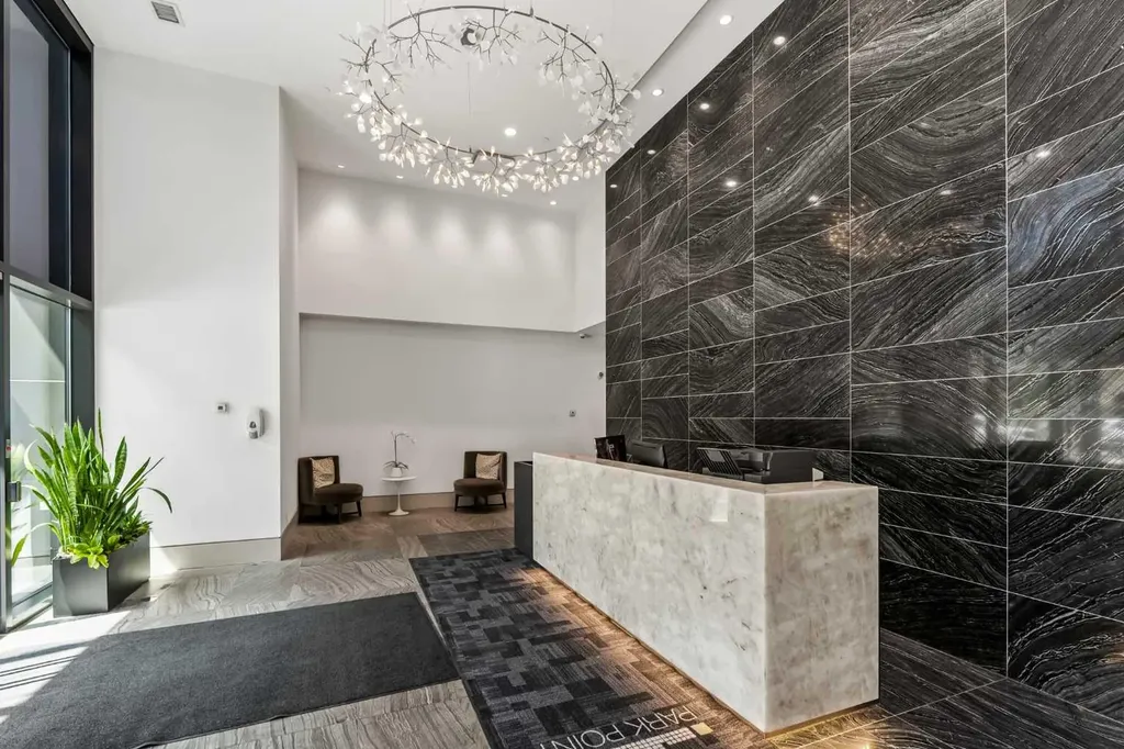 310 12 Avenue SW Calgary AB T2R 1B5