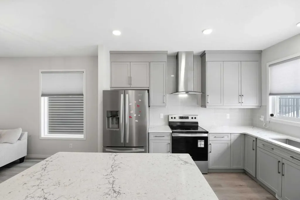 34 Aquila Way NW Calgary AB T3R 1Z6