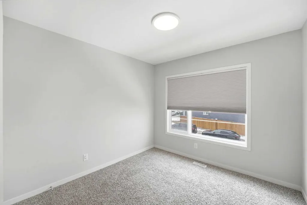 34 Aquila Way NW Calgary AB T3R 1Z6