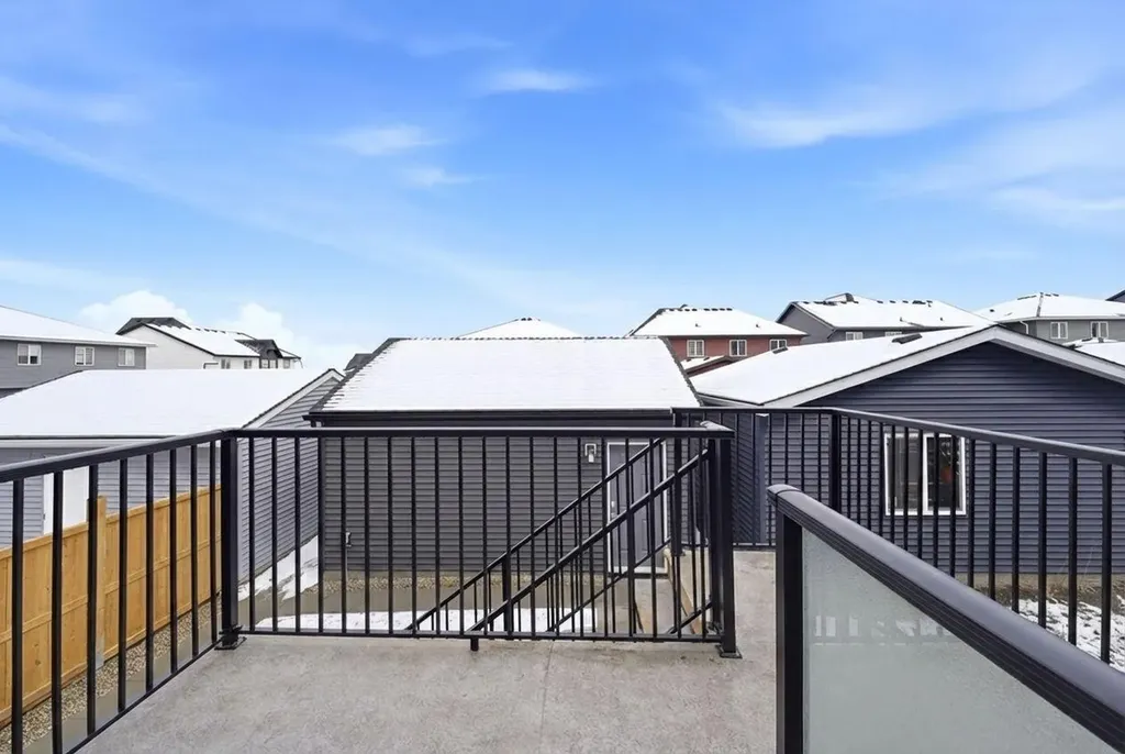 34 Aquila Way NW Calgary AB T3R 1Z6