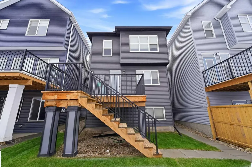 34 Aquila Way NW Calgary AB T3R 1Z6
