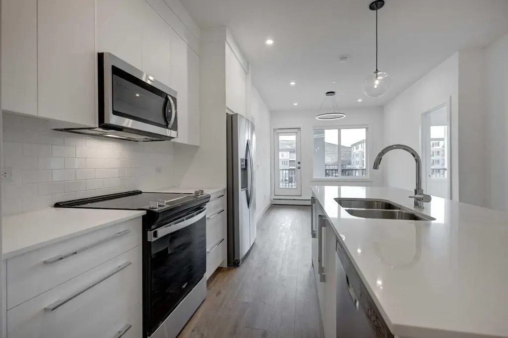 111 Wolf Creek Drive SE Calgary AB T2X 5X2