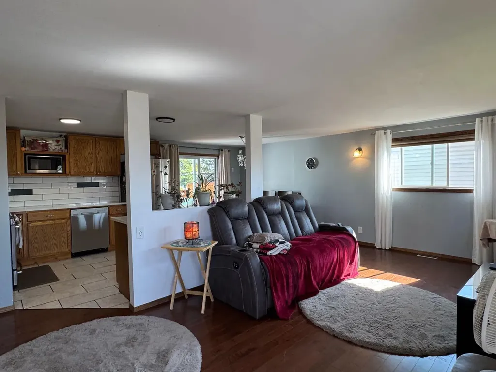 4631 54 Street Rycroft AB T0H 3A0