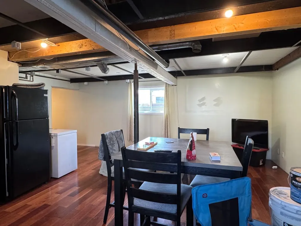4631 54 Street Rycroft AB T0H 3A0