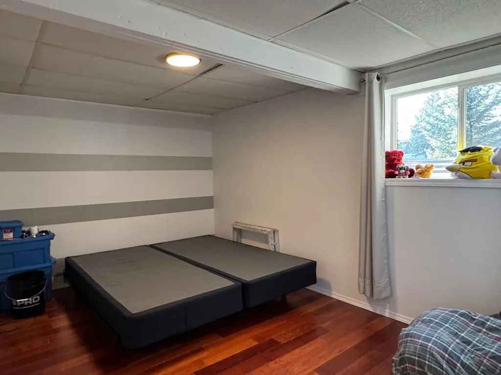 4631 54 Street Rycroft AB T0H 3A0