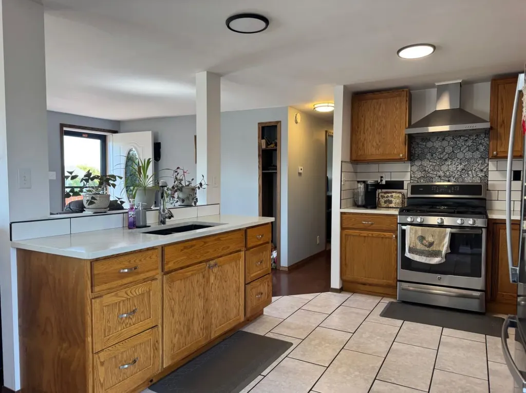 4631 54 Street Rycroft AB T0H 3A0