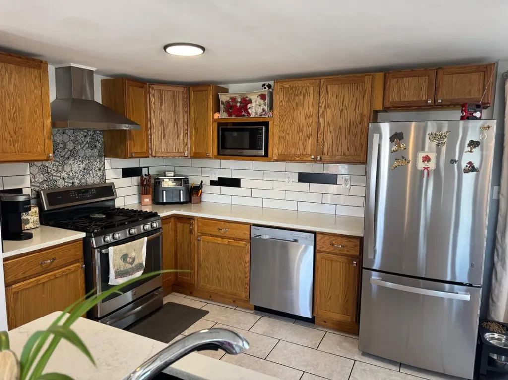 4631 54 Street Rycroft AB T0H 3A0