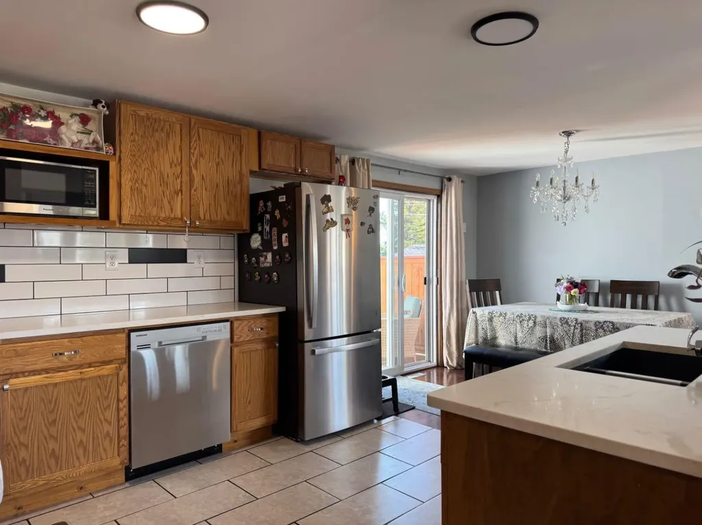 4631 54 Street Rycroft AB T0H 3A0