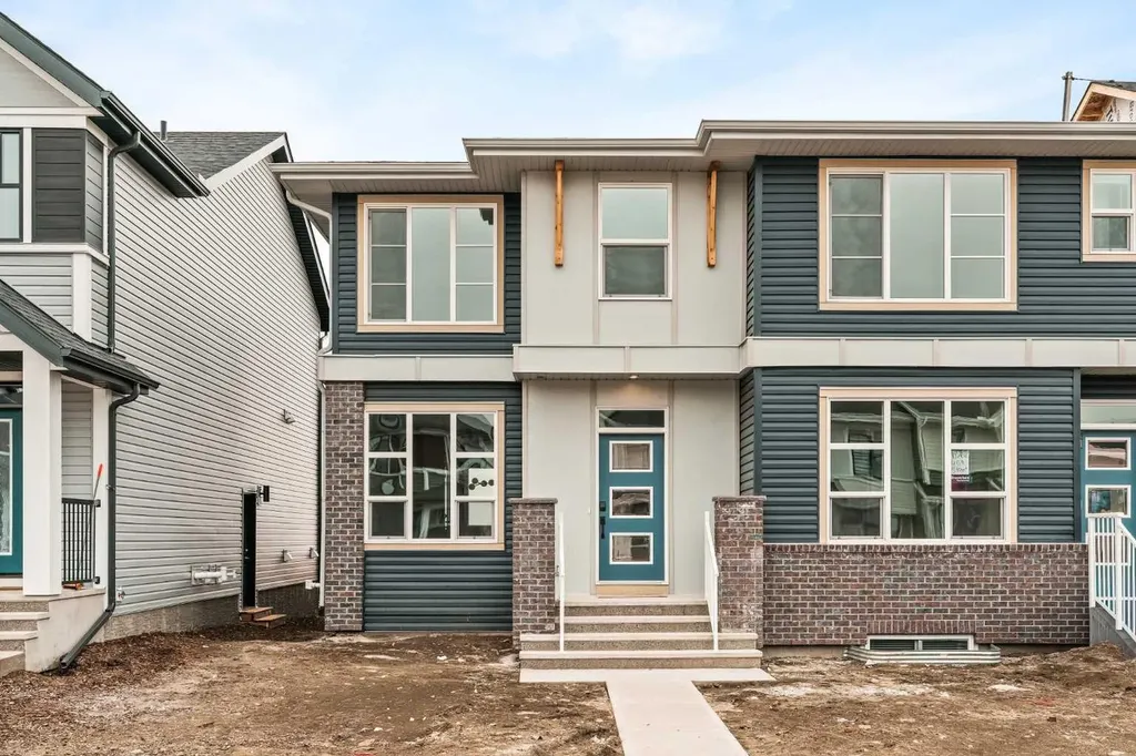 19760 45 Street SE Calgary AB T3M 4B3
