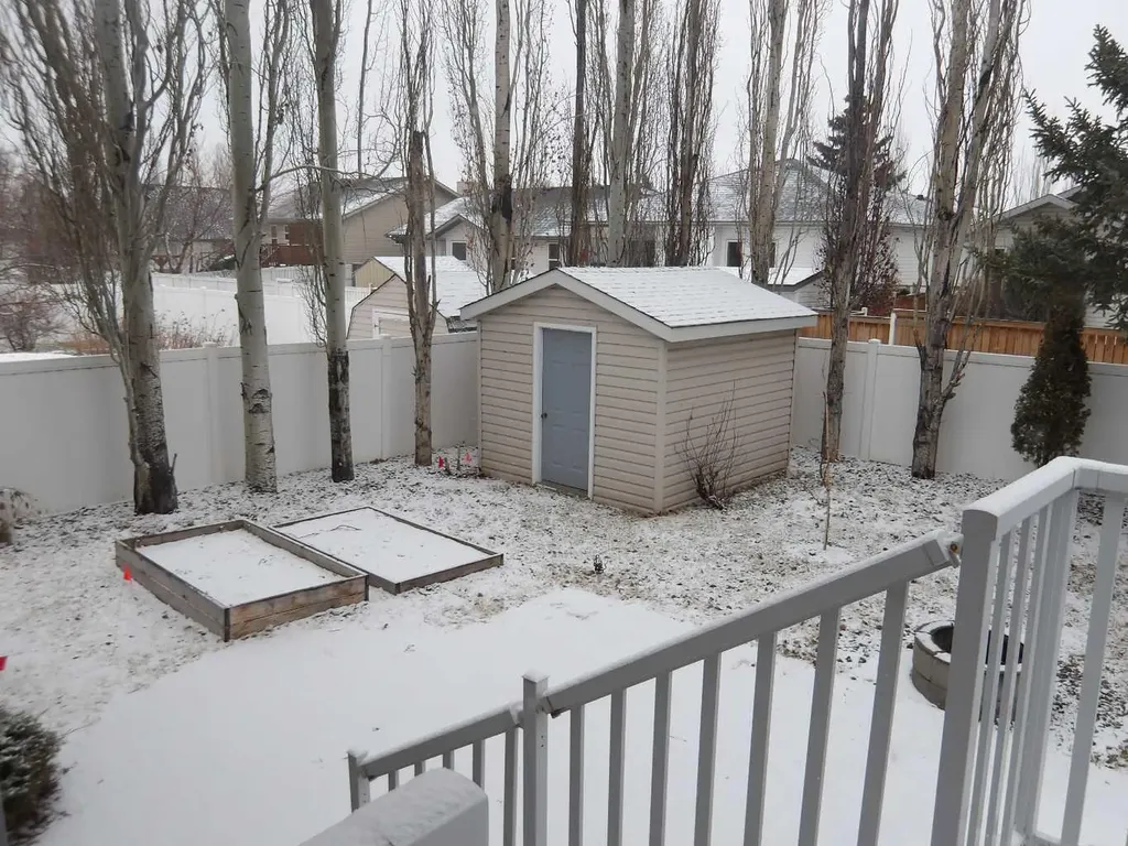 39 Ashley Close Red Deer AB T4R2X3